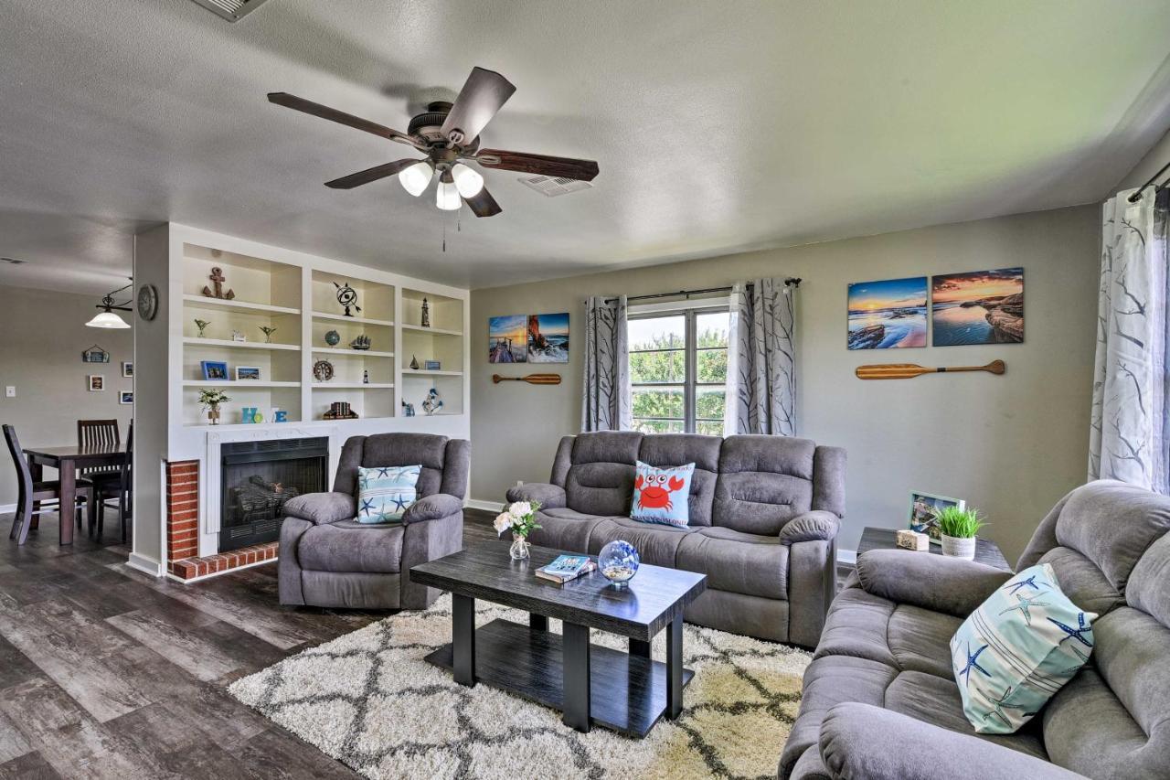 Spacious And Modern Family Duplex In Galveston! Екстериор снимка