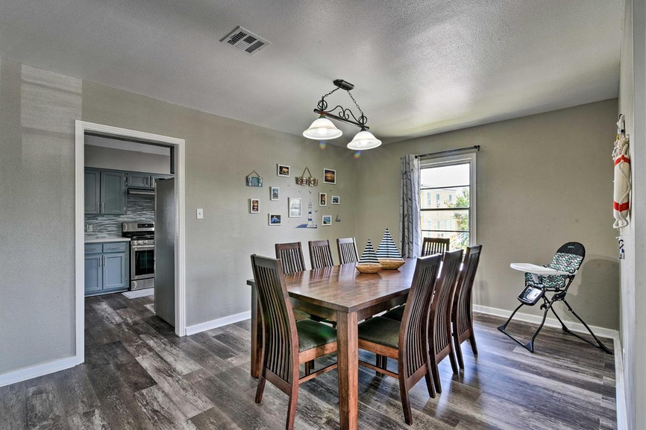 Spacious And Modern Family Duplex In Galveston! Екстериор снимка
