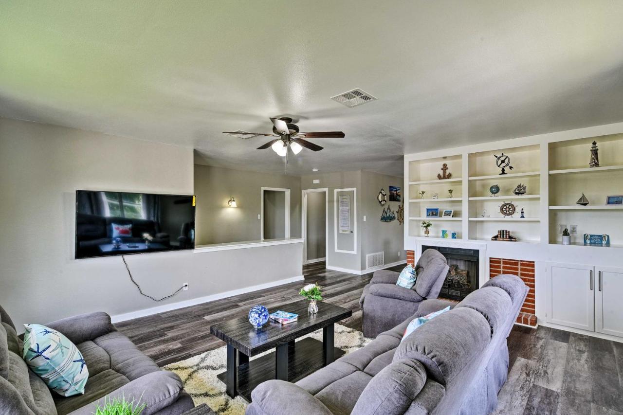 Spacious And Modern Family Duplex In Galveston! Екстериор снимка